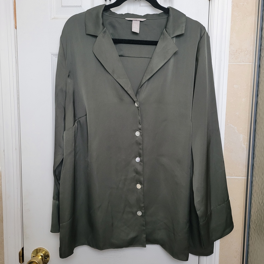 H&M Sage Green Silky Button Down Shirt Size XXL